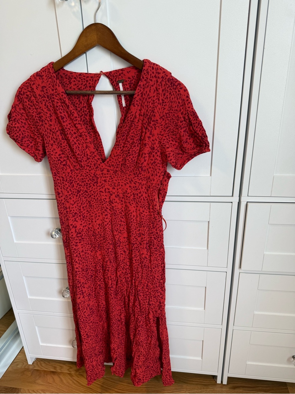 Free People Red V-Neck Short Sleeve Midi Dress with Tonal Speckle